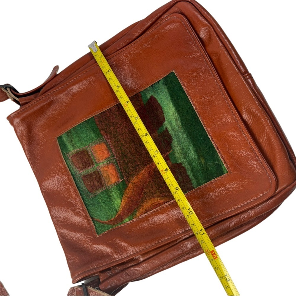 Hand Crafted Leather Purse, Southwestern Style, - Picture 6 of 9